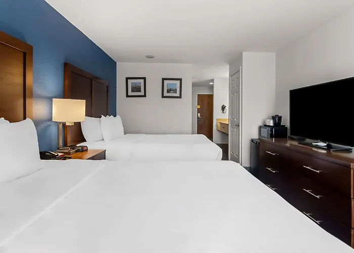 Comfort & Near Amphitheater 4* Tinley Park