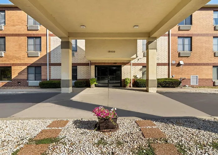 Comfort & Near Amphitheater Hotel 4*