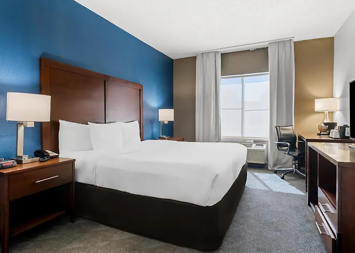 Comfort & Near Amphitheater 4*