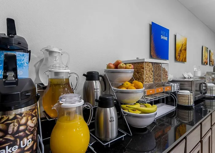Hotel Comfort & Near Amphitheater Tinley Park