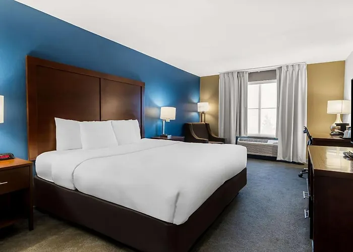 Comfort & Near Amphitheater Hotel 4*