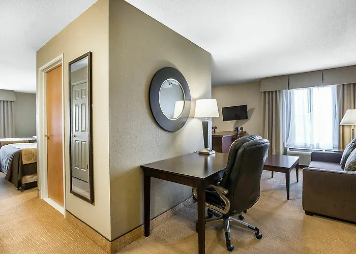 Hotel Comfort & Near Amphitheater Tinley Park