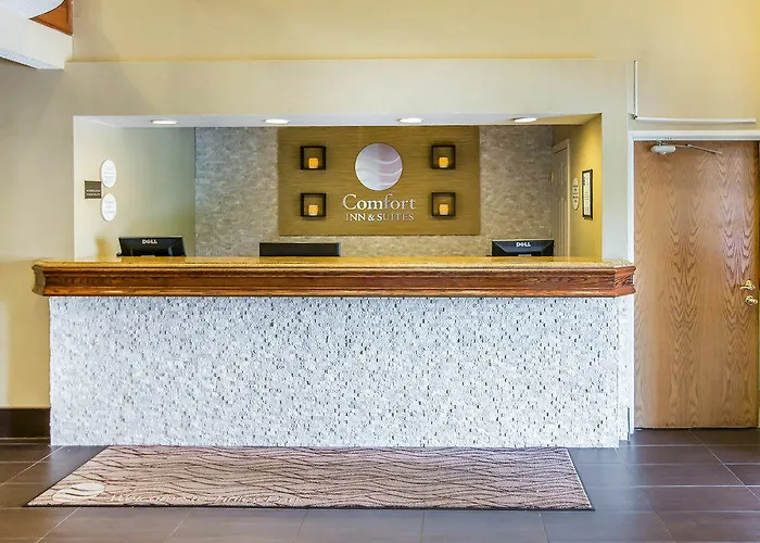 Comfort & Near Amphitheater Hotel Tinley Park